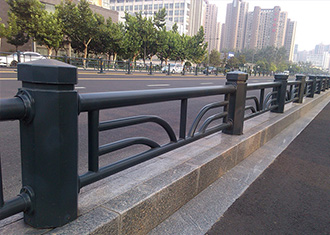 江蘇連云港BRT道路防撞護欄